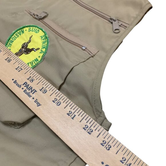 Vintage Orvis Tan Cotton Outdoor Safari Vest W/ Patches & Multiple Pockets Sz M - Picture 5 of 9
